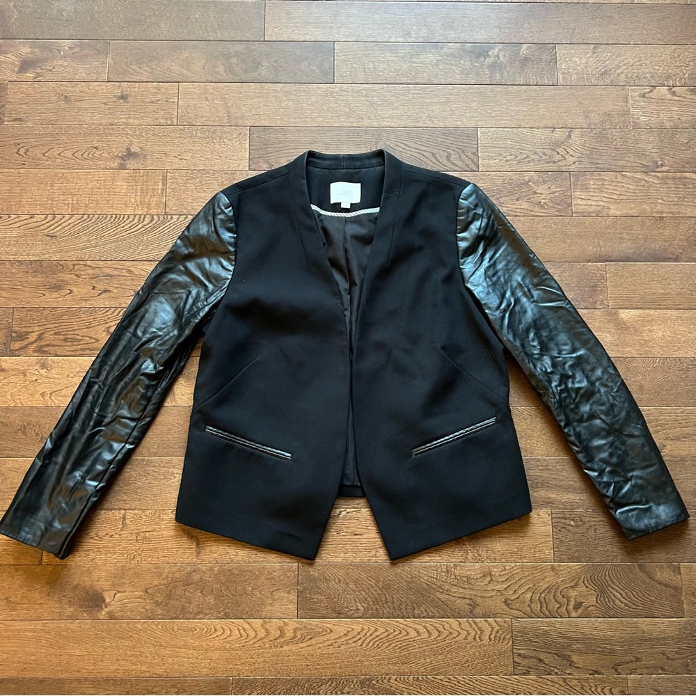 Loft Blazer - Picture 2 of 11